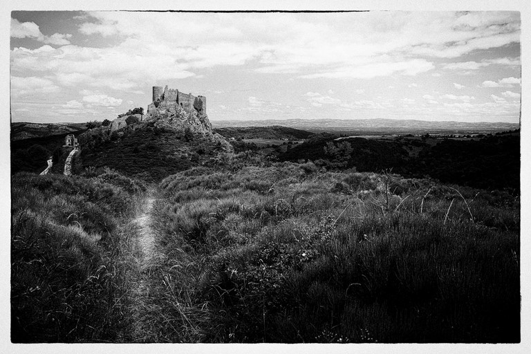 Forteresse de Couzan chambres d' hôtes 